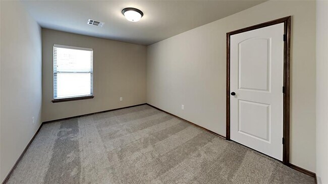 Building Photo - 7055 Richardson Ct
