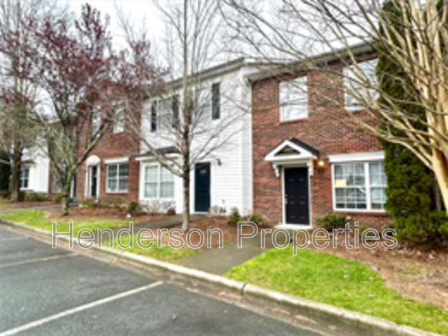 Building Photo - 2132 Sardony Ln