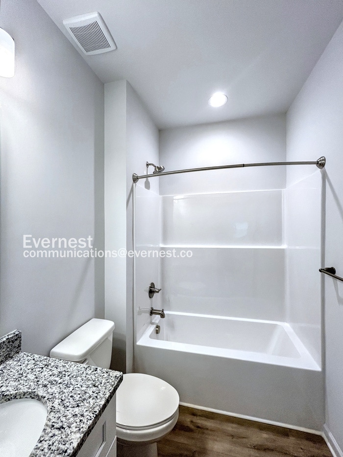 Building Photo - 1013 N Boyce St