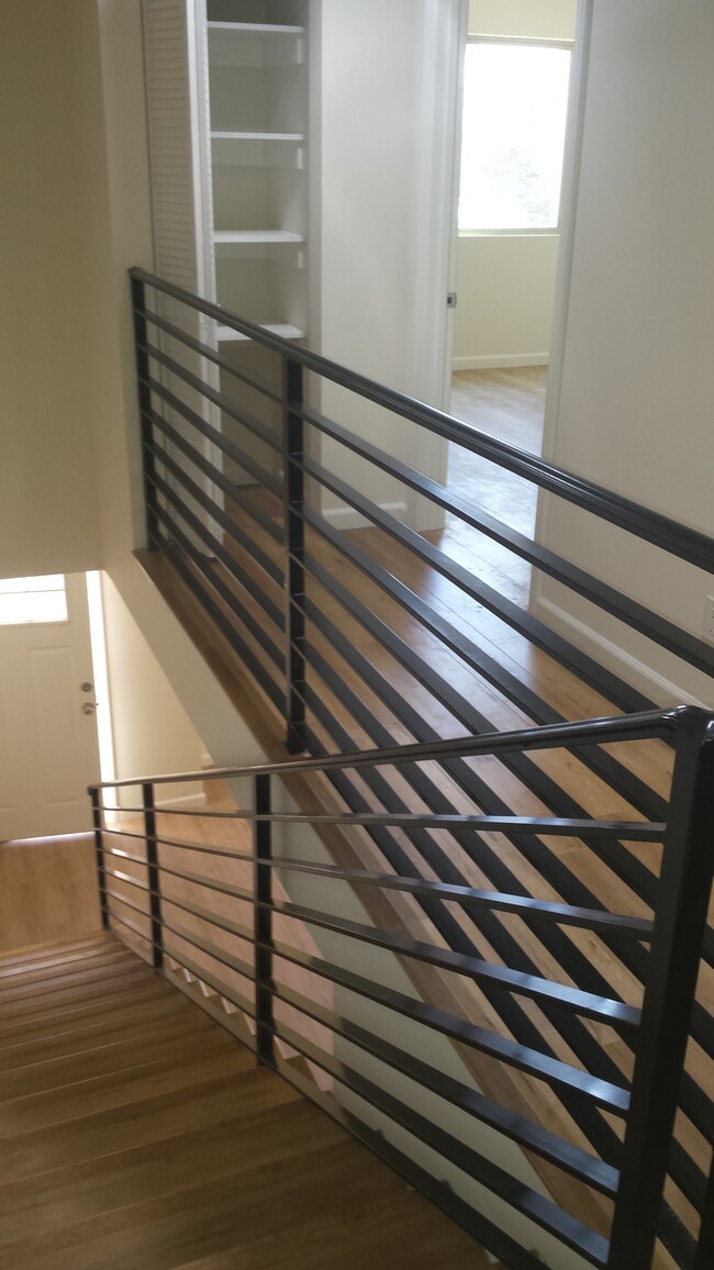 Building Photo - 11435 Tiara St