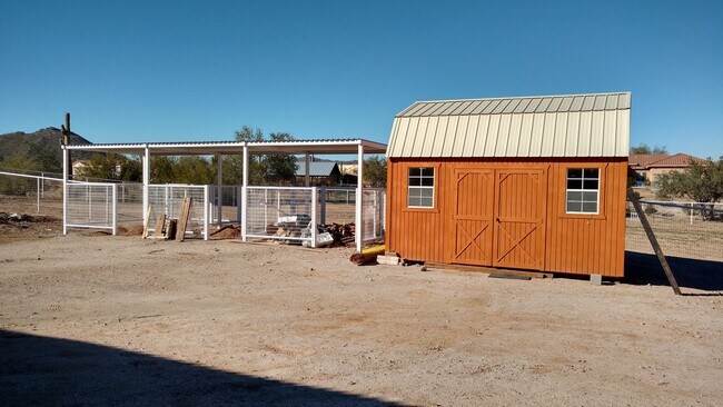 Building Photo - COMING SOON - HORSE PROPERTY ON LAND!!!!