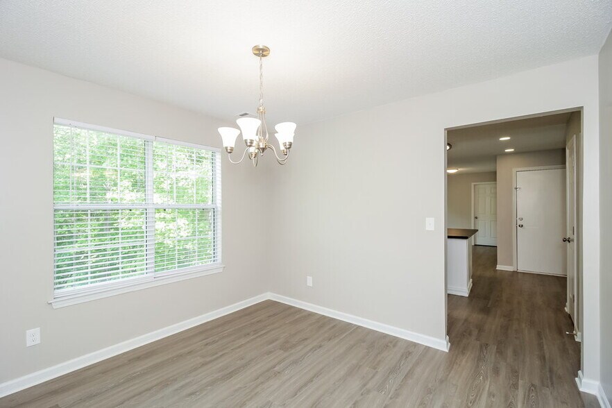 Building Photo - 4548 White Rd