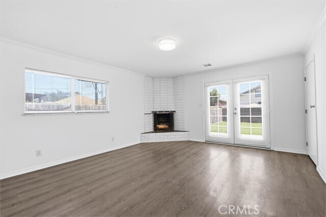 Building Photo - 5117 W 133rd St