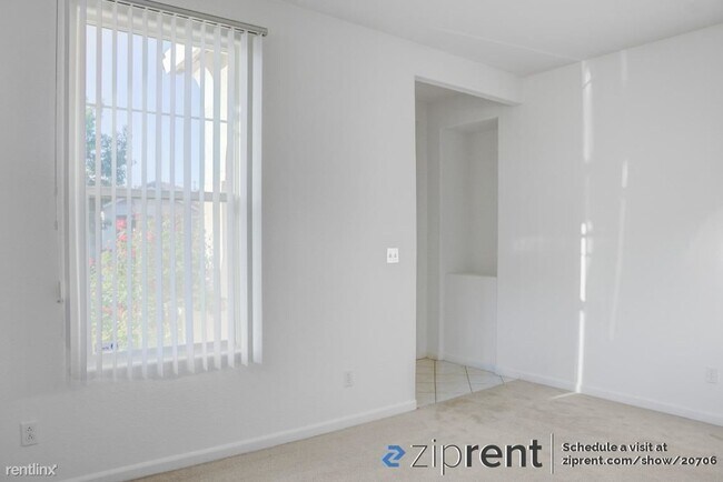 Building Photo - 4 br, 2 bath House - 1834 Zurlo Way, Sacra...