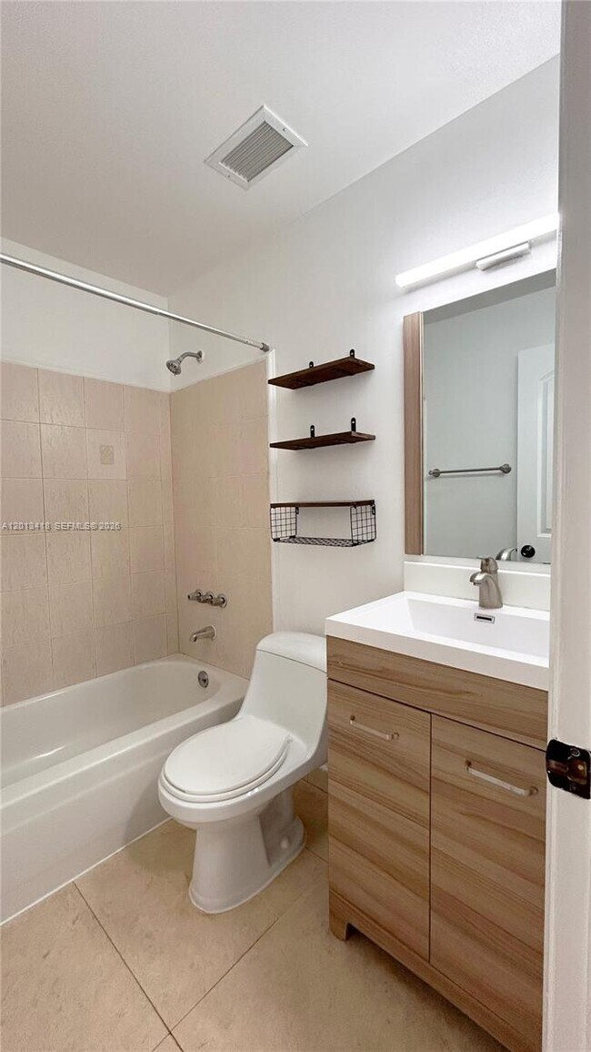 Building Photo - 15629 SW 73rd Cir Terrace