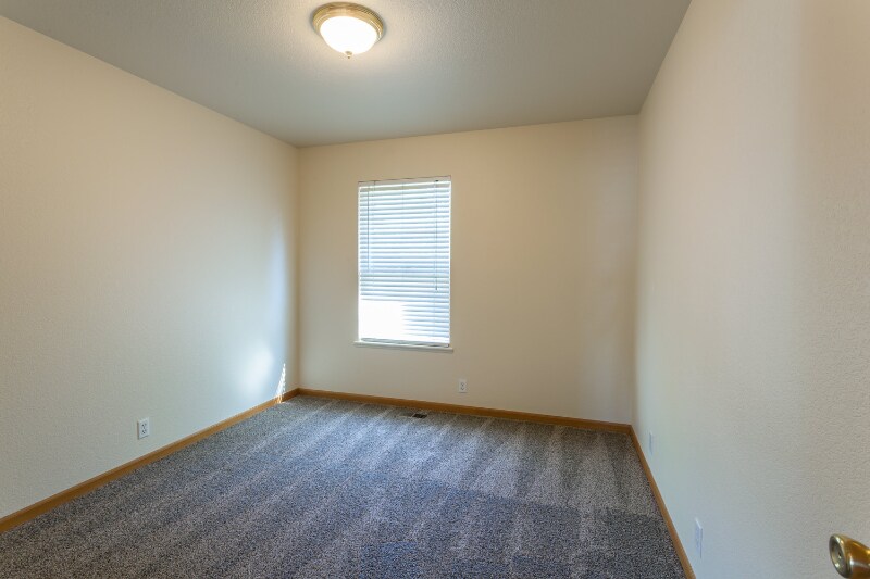 Building Photo - 830 Madera Ct