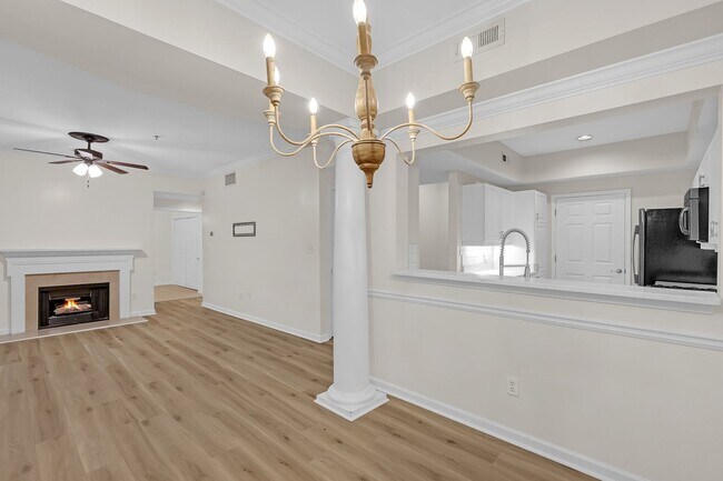 Building Photo - Gated Community In The Heart of Buckhead.