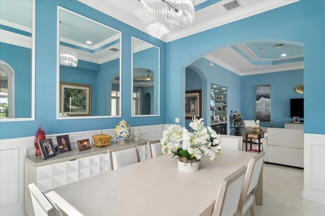 Building Photo - 17120 SW Ambrose Way