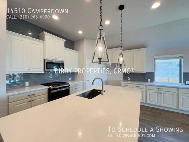 Building Photo - "Spacious 4-Bedroom Haven with 3 Full Bath...