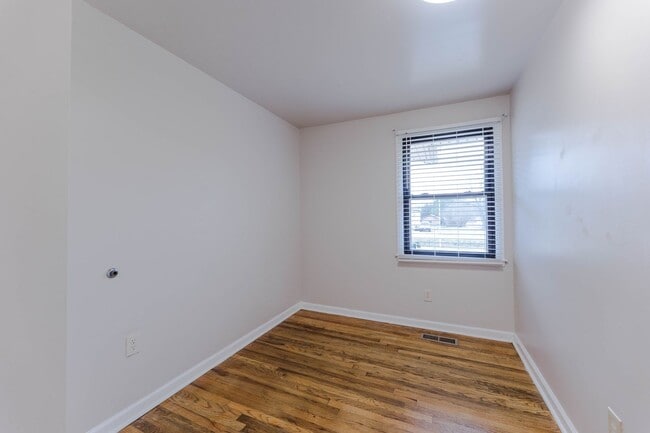 Building Photo - 5154 Almaville Rd