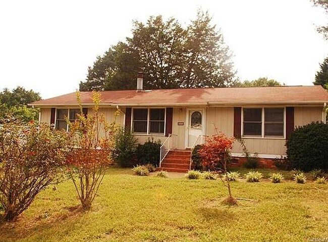 Building Photo - great neighbourhood, spacious 2248 hart rd