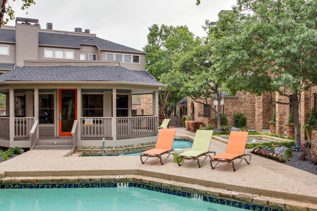 Building Photo - 5333 Sunfish Dr