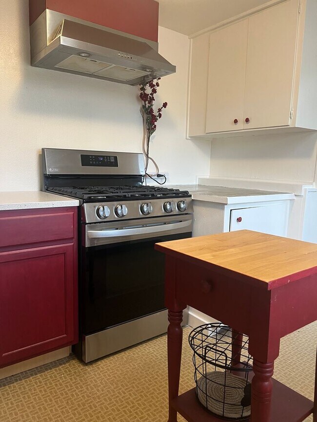 Building Photo - 508 N Main St