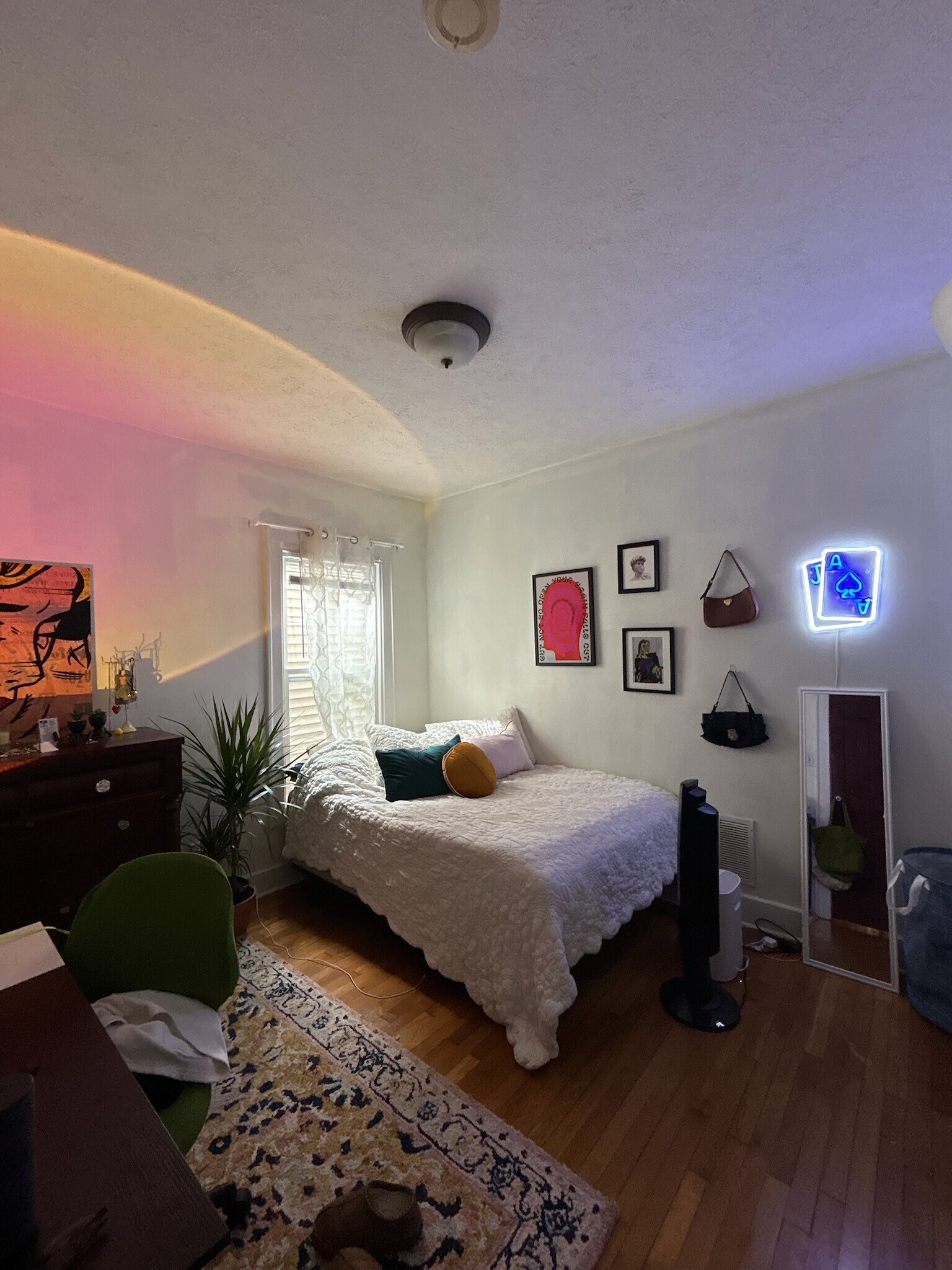 Building Photo - 702 Lancaster Ave