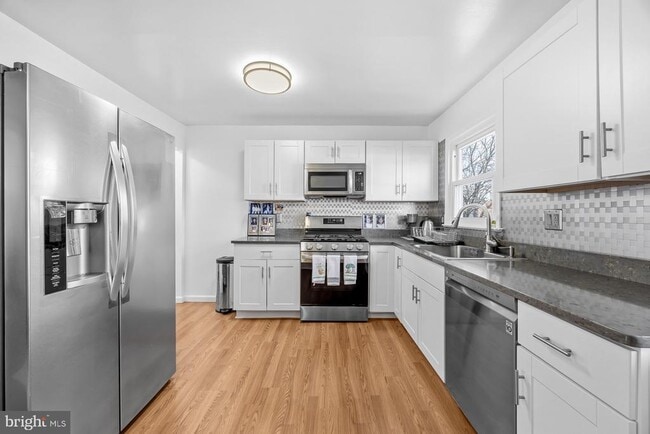 Building Photo - 9262 Byrd Dr