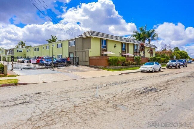 Building Photo - 6602 Beadnell Way