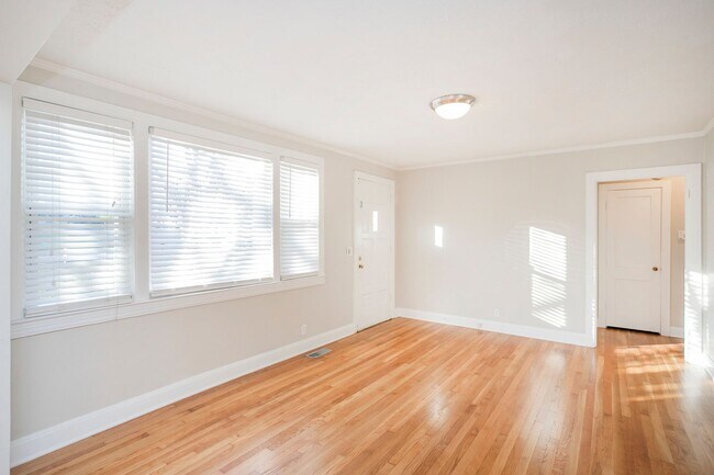 Building Photo - 1815 Tammany Dr