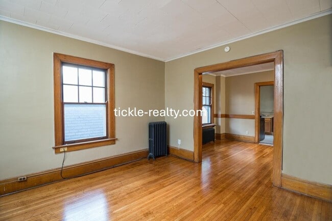 Building Photo - 66 Henrietta St
