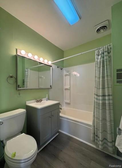 Building Photo - 355 Poplar St