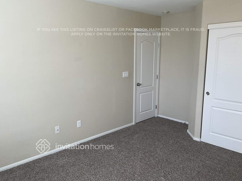 Building Photo - 10749 Drake Ridge Ave