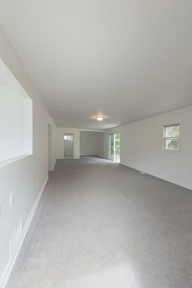 Building Photo - 1532 Harvest Ln