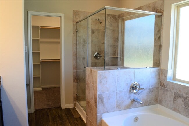 Building Photo - 3722 Bright Moon Ct