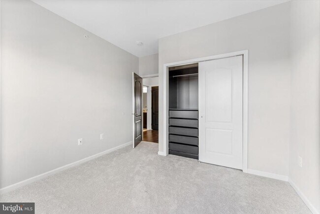 Building Photo - 23483 Logans Ridge Terrace