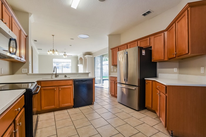 Building Photo - 2500 Twisting Sweetgum Way