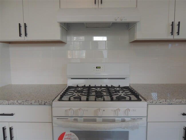 Building Photo - 3701 Bradley St