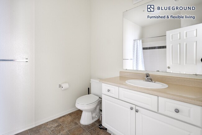 Building Photo - 39430 Civic Center Dr