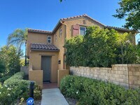 Building Photo - 31750 Paseo de Castaic