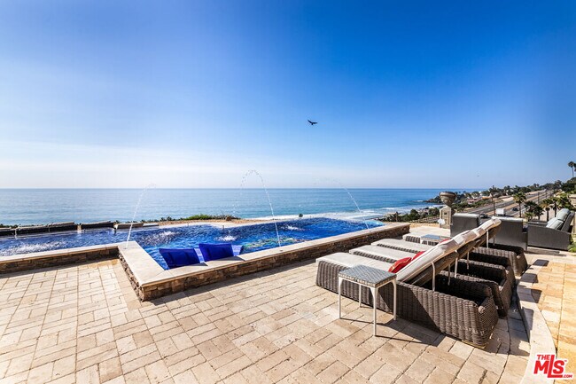 Building Photo - 31280 Bailard Rd