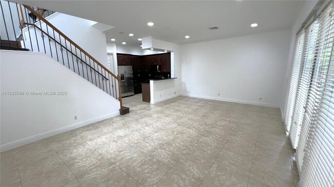 Building Photo - 3151 SW 47th St