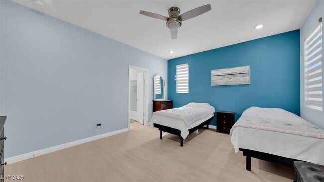 Building Photo - 5827 Casa Branca St