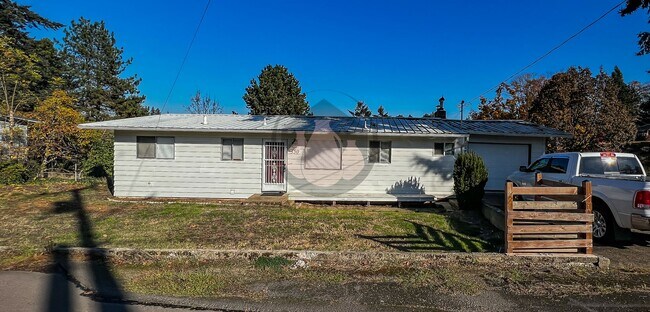 Primary Photo - Charming West Salem Home - Coming Soon!