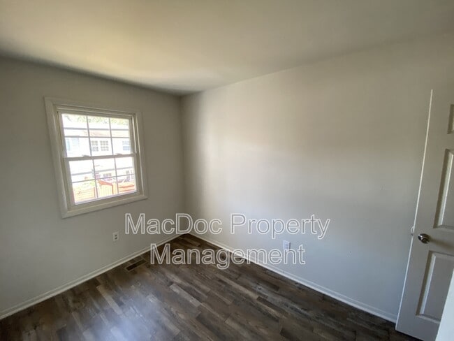 Building Photo - 14674 Pinon Ct