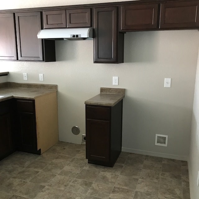 Building Photo - El Dorado 2 - 3 Bedroom 2 1/2 Bath Condo