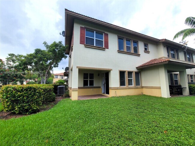 Building Photo - 6033 NW 118th Dr