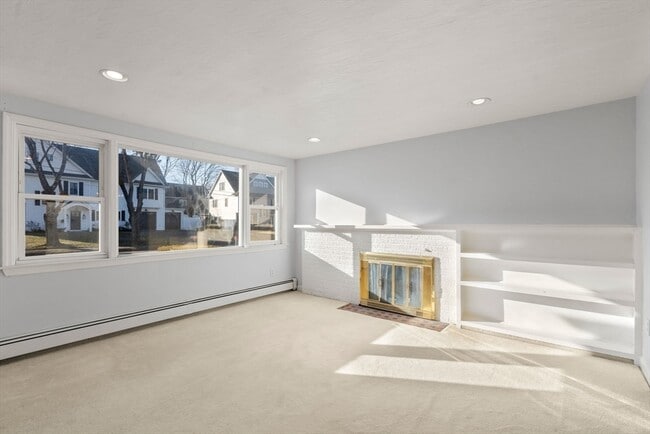 Building Photo - 8 Stanley St