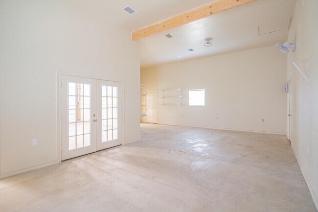 Building Photo - 5402 158th St