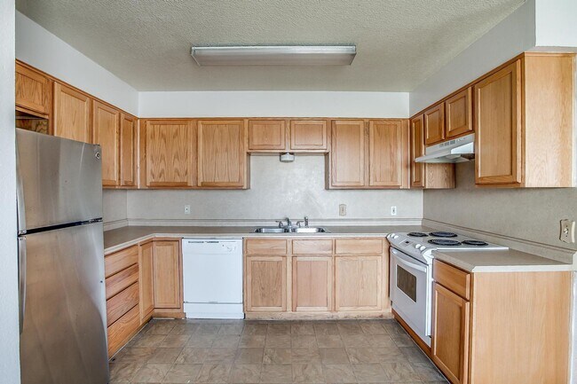 Building Photo - 6530 Fall Creek Hwy