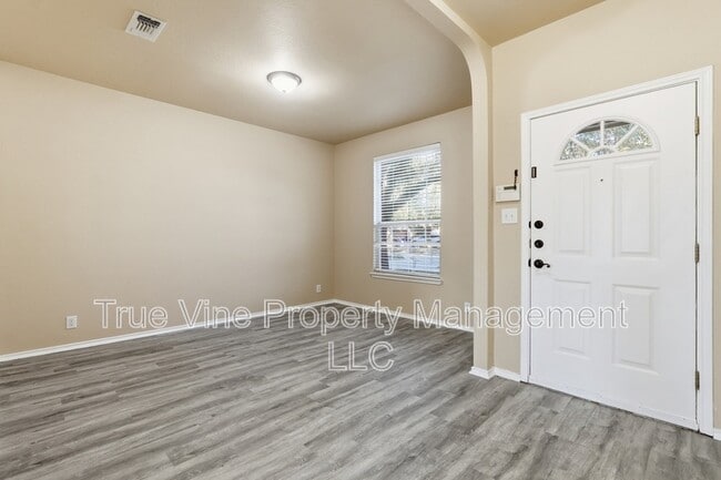 Building Photo - 116 Cirrus Cove