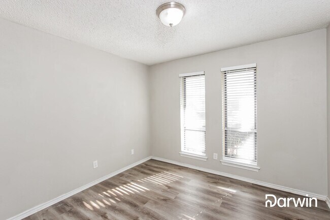 Building Photo - 2709 Winterstone Dr