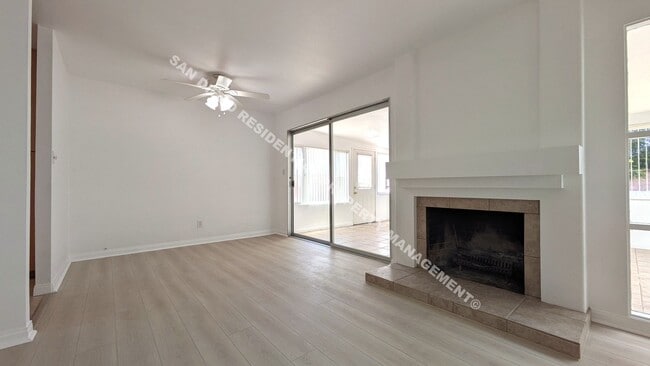 Building Photo - Spacious 3-Bedroom, 2-Bath Home Near the B...