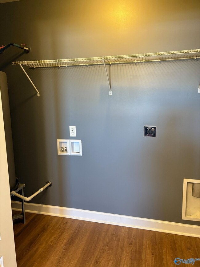 Building Photo - 25042 Numbers Wy