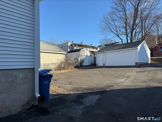 Building Photo - 51 N Orchard St