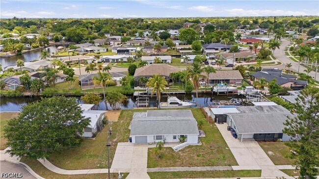 Building Photo - 4425 N Canal Cir