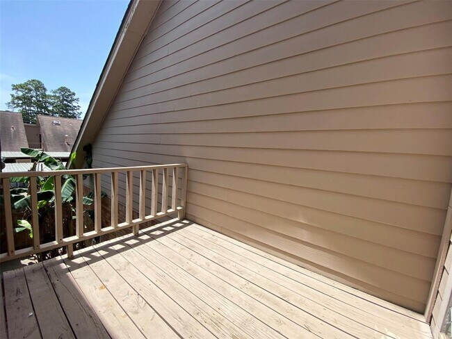 Building Photo - 6700 Richardson Rd