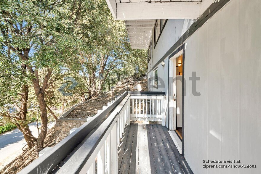 Building Photo - 129 Zermatt Dr