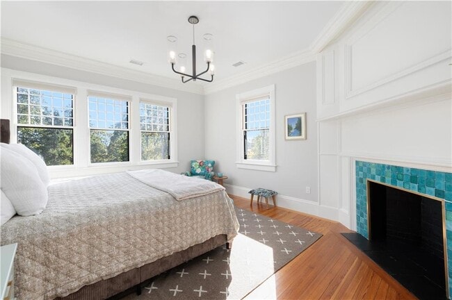 Building Photo - 7 Red Cross Ave